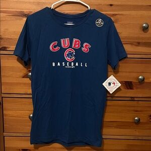 Genuine Merchandise MLB National League red Logo Chicago Cubs Baseball Tee